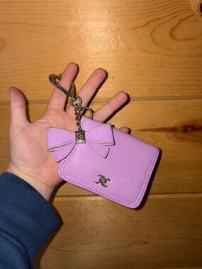 Juicy Couture Lilac Bow Key & Card Holder with Chain Charm